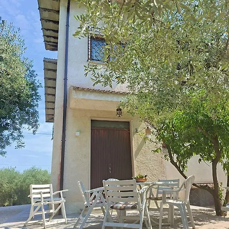 Holiday home White - Welchome Mozzagrogna